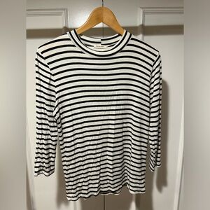 Yellow chair 3/4 sleeve striped top